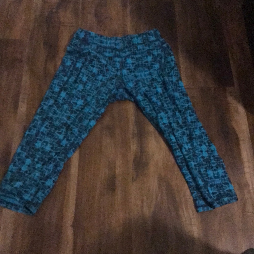 Capri workout leggings